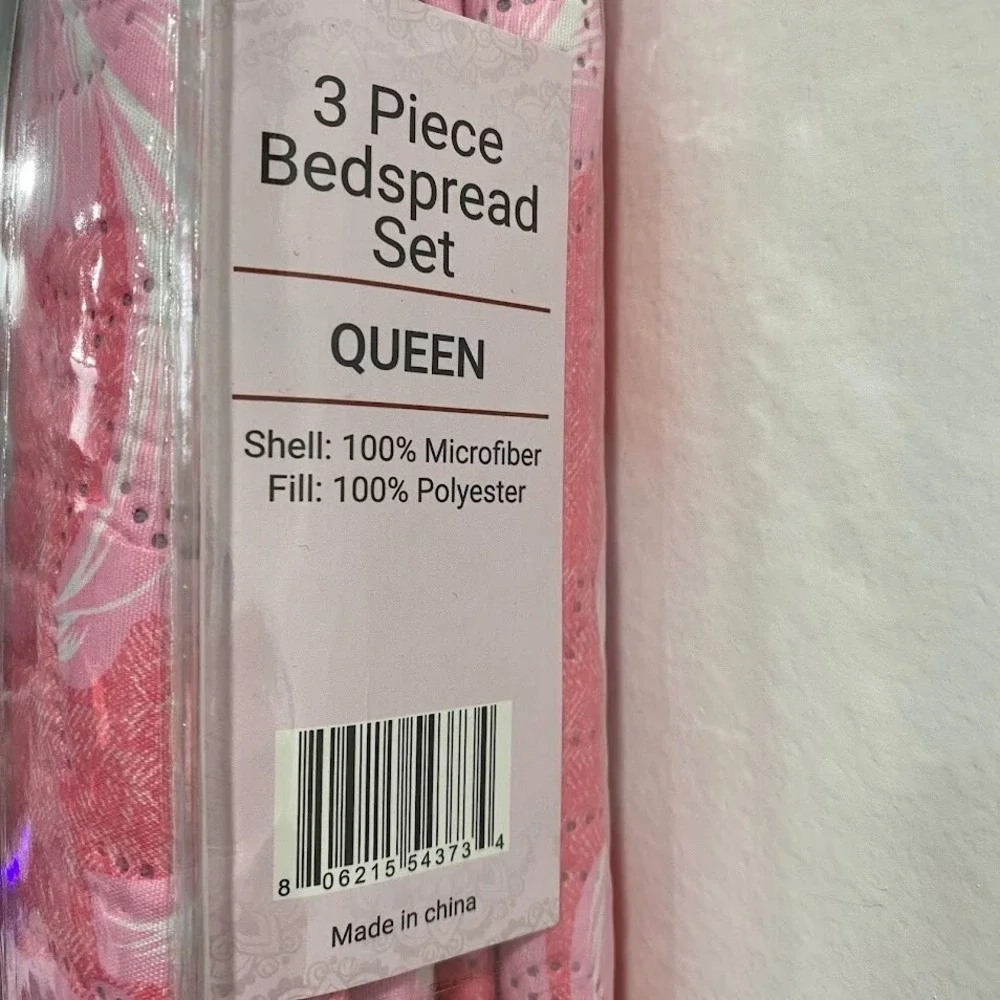 Hotel Collection Queen Quilt Set 88 x 88‎ Inches, 3 Piece Lightweight Pink NWT